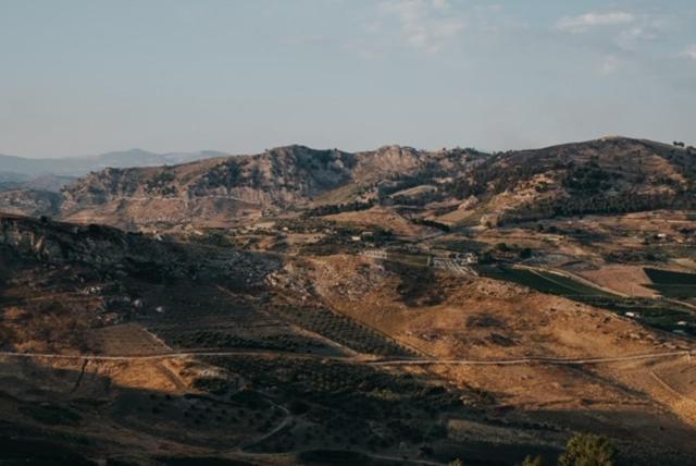 La Mortilla Cattolica Eraclea Bagian luar foto